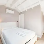 Дом отдыха Beachside House In By Lisbeyond *