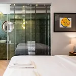 Beachside House In By Lisbeyond Дом отдыха *