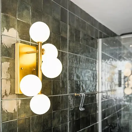 Beachside House In By Lisbeyond Nyaraló