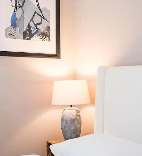 Beachside House In By Lisbeyond * Matosinhos (Porto)