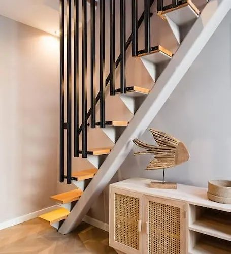 Beachside House In By Lisbeyond Matosinhos (Porto)