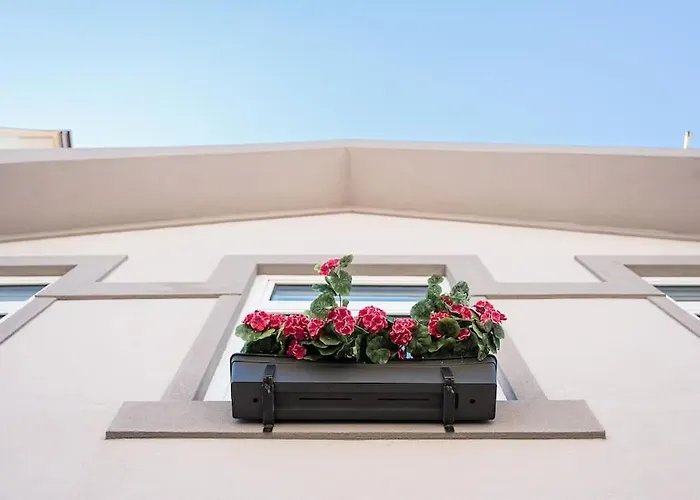 Feriehus Beachside House In By Lisbeyond