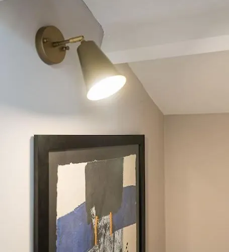 Beachside House In By Lisbeyond * Matosinhos (Porto)