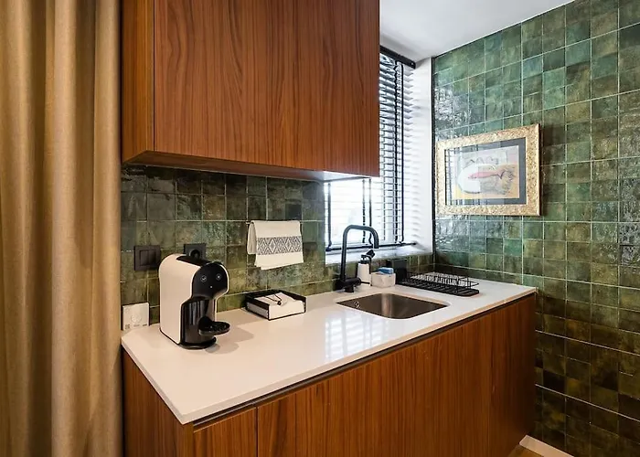 Beachside House In By Lisbeyond Feriehus Matosinhos (Porto)