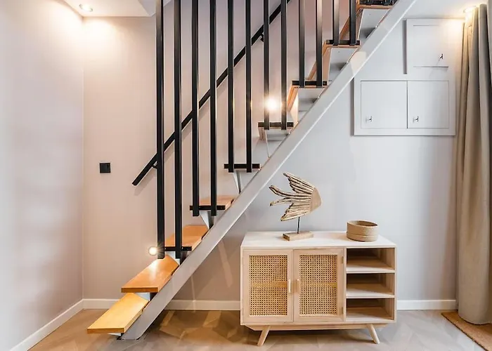 Feriehus Beachside House In By Lisbeyond