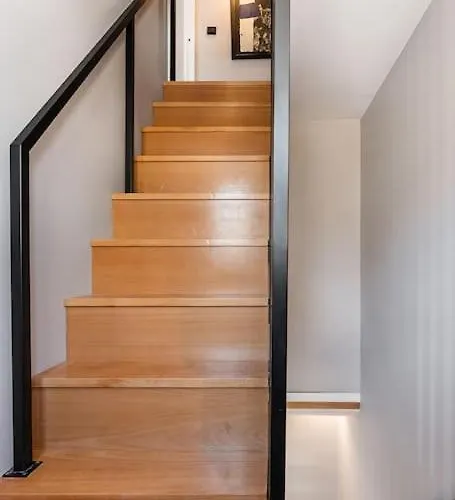 Beachside House In By Lisbeyond Feriehus Matosinhos (Porto)