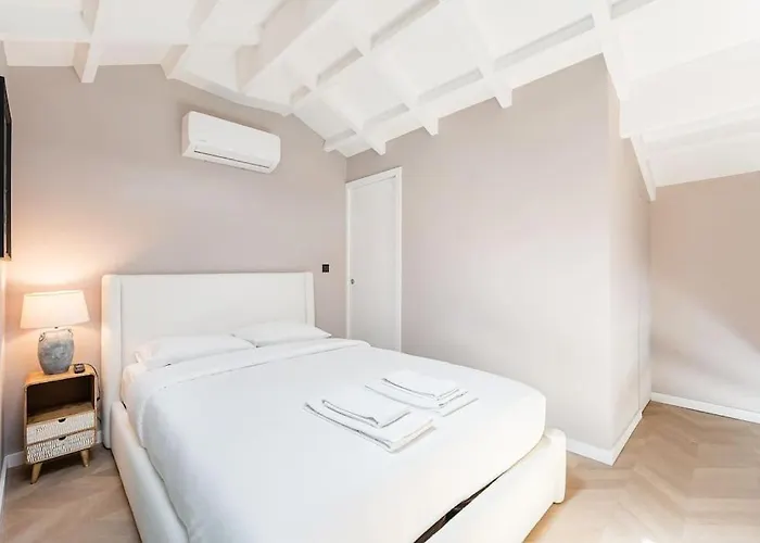 Feriehus Beachside House In By Lisbeyond *