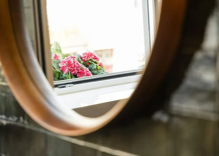 Feriehus Beachside House In By Lisbeyond