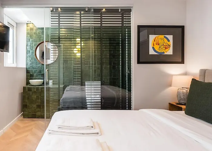 Beachside House In By Lisbeyond Feriehus *