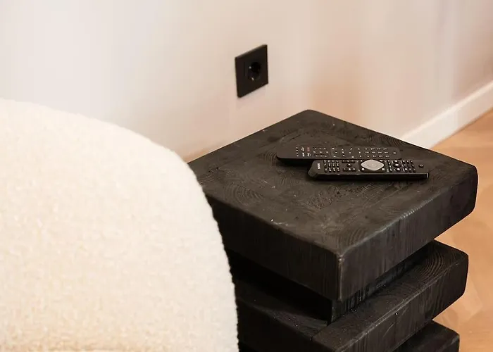 Beachside House In By Lisbeyond * Matosinhos (Porto)